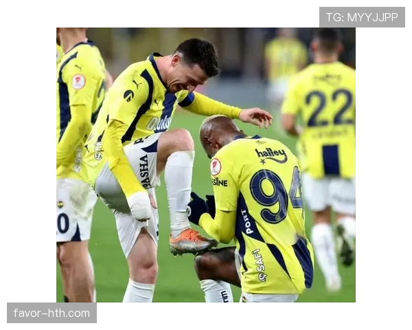 穆里尼奥战术革新激活罗马,球队强势复苏剑指冠军 穆里尼奥战术革新激活罗马,球队强势复苏剑指冠军